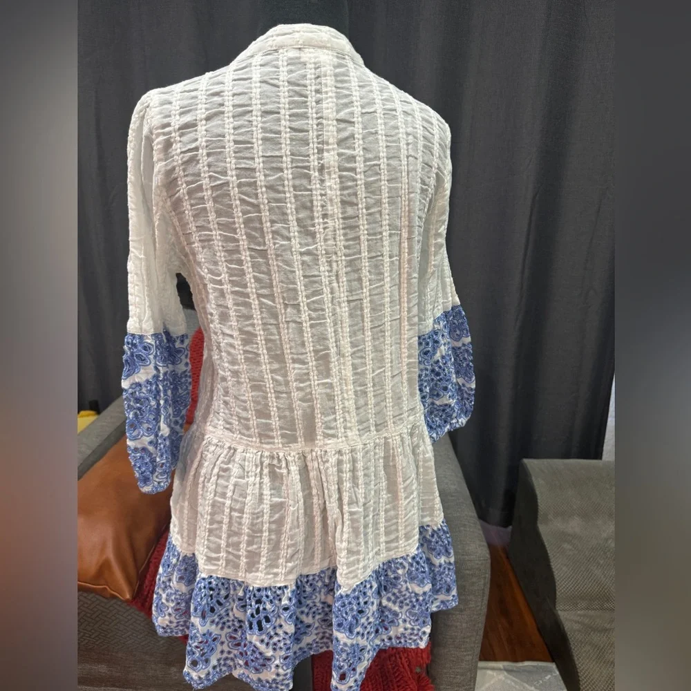 Preloved, Dotti eyelet blouse or dress, size Medium, fits like a small - Picture 3 of 5